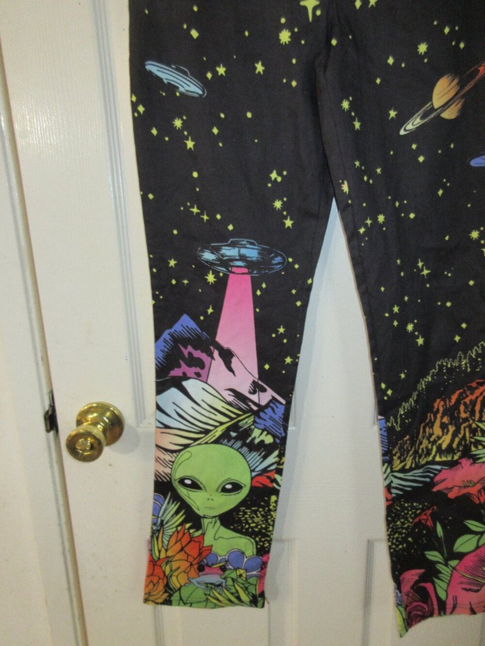 Current Mood Alien Print woven pants Size M jrs - Picture 8 of 16